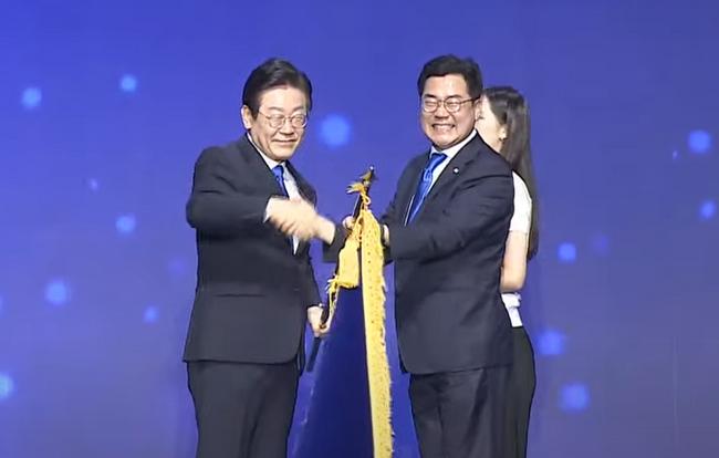 DJ사저 매각 이슈에 침묵을 지키고 있는 이재명 당대표 (사진:델리민주 유튜브 갈무리)