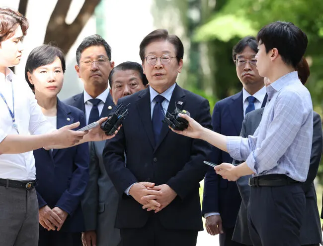 이재명, "검찰, 법을 왜곡한 범죄이자 친위 쿠데타"