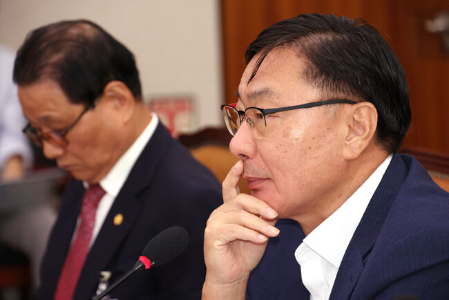 청문회 출석한 이화영 전 경기도 평화부지사 (서울=연합뉴스)