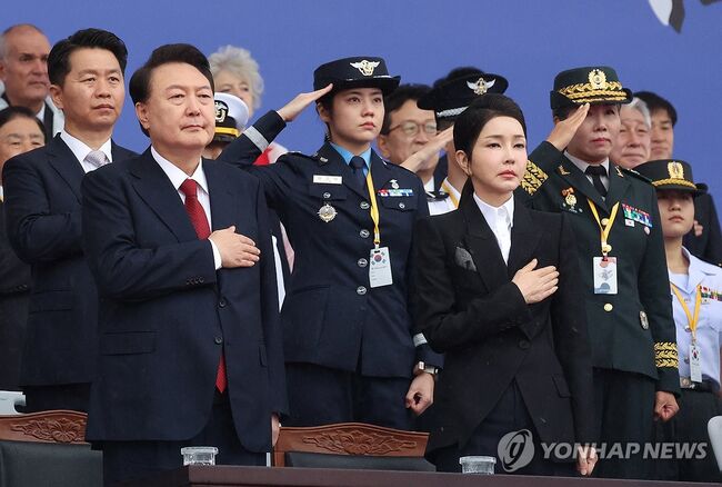 국군의 날 행사에 참석중인 윤석열 대통령 (사진=연합뉴스)