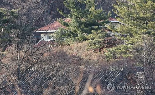 경찰, 안가·경호처 압수수색 착수