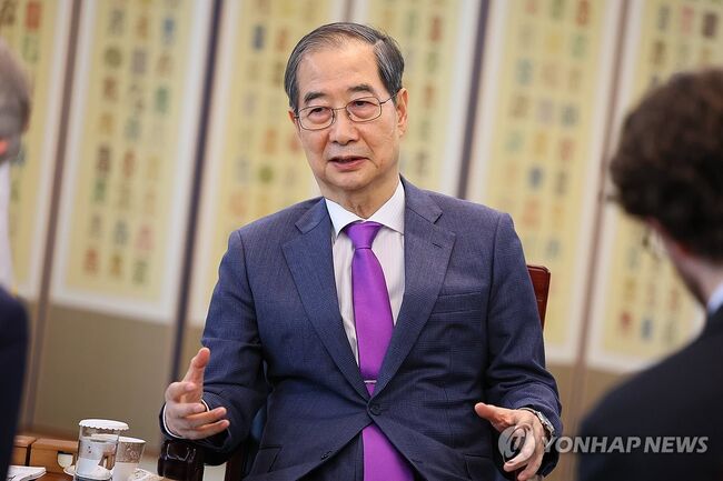 이낙연 전총리에게 만남을 제의한 한덕수 대통령 권한대행 (사진=연합뉴스)