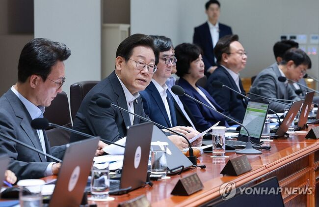 이진숙 방통위원장에게 공개 경고를 날린 이재명 대통령 (시잔=연합뉴스)