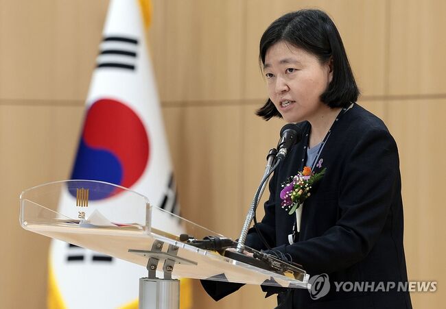 임은정 신임 서울동부지검장이 4일 서울 송파구 서울동부지방검찰청에서 열린 취임식에서 취임사를 하고 있다. 2025.7.4 (서울=연합뉴스)