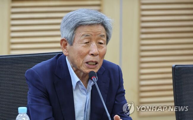 유인태 전 국회 사무총장 (연합뉴스 자료사진)