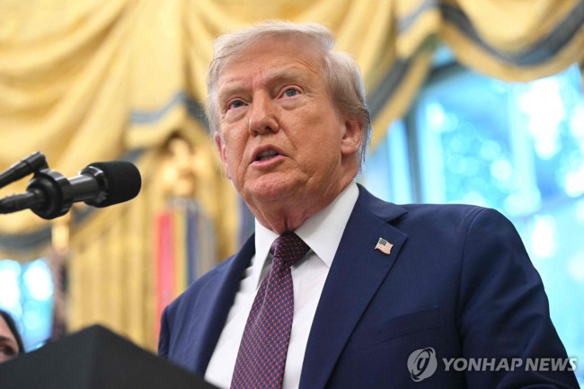[속보] 트럼프, 中열병식에 