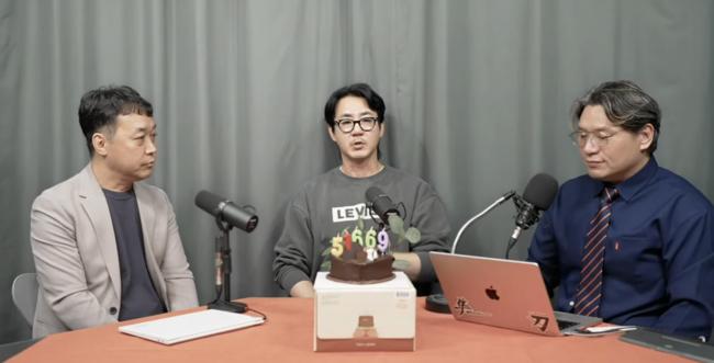 청원 달성 소식을 듣고 눈물을 펑펑 훌렸다(좌측부터 김성훈, 갓보스, 김남훈)