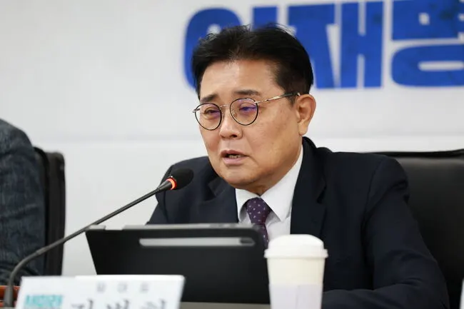 전병헌 대표 "법치 파괴 유능, 국정은 무능" 이재명 정부 직격