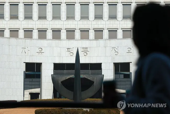 [칼럼] 궤변에 답한다, 그 '정의'는 누구를 위한 비상구인가