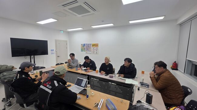 공공운수노조 라이더 유니온과 미팅을 진행하고 있는 실사용자협회 준비위원회 (사진=위원회 제공)