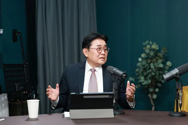 전병헌, 이 대통령은 "헌법 128조를 지킬 것인가에 답하라"