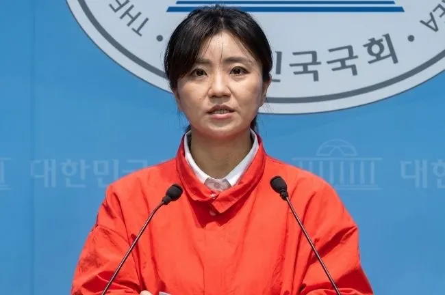 김영환 측, 대포폰 및 내부고발자 겁박 의혹 정조준 기자회견