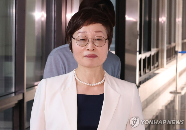 투표용지 부족사태 진상규명위 참석하는 조현욱 위원장