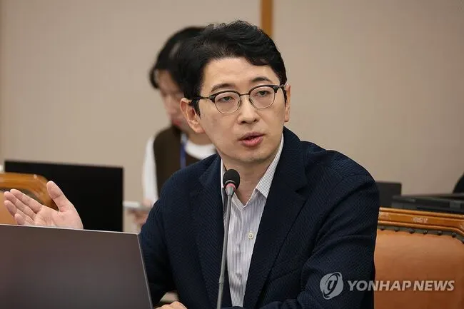 주진우 “청와대는 삼성·닉스 접촉 공무원 공개하라…직권남용 고발 착수”