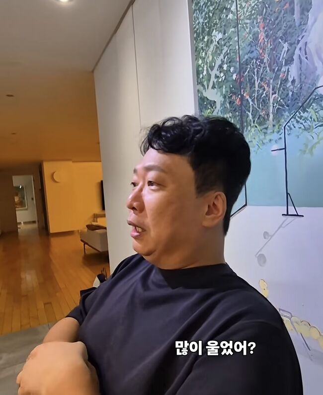 '박준형, 박영진의 두시만세' 진행자 박준형이 갑작스런 하차 통보에 울고 있는 모습. © 2026.6.25., 김지혜 SNS(@kimjihye79).