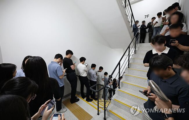 [사설] 서울민심 2030의 경고, 언제까지 '극우몰이'만 할 것인가