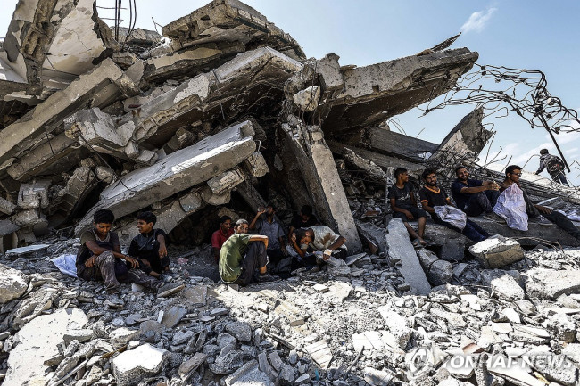 붕괴된 가자지구 시설